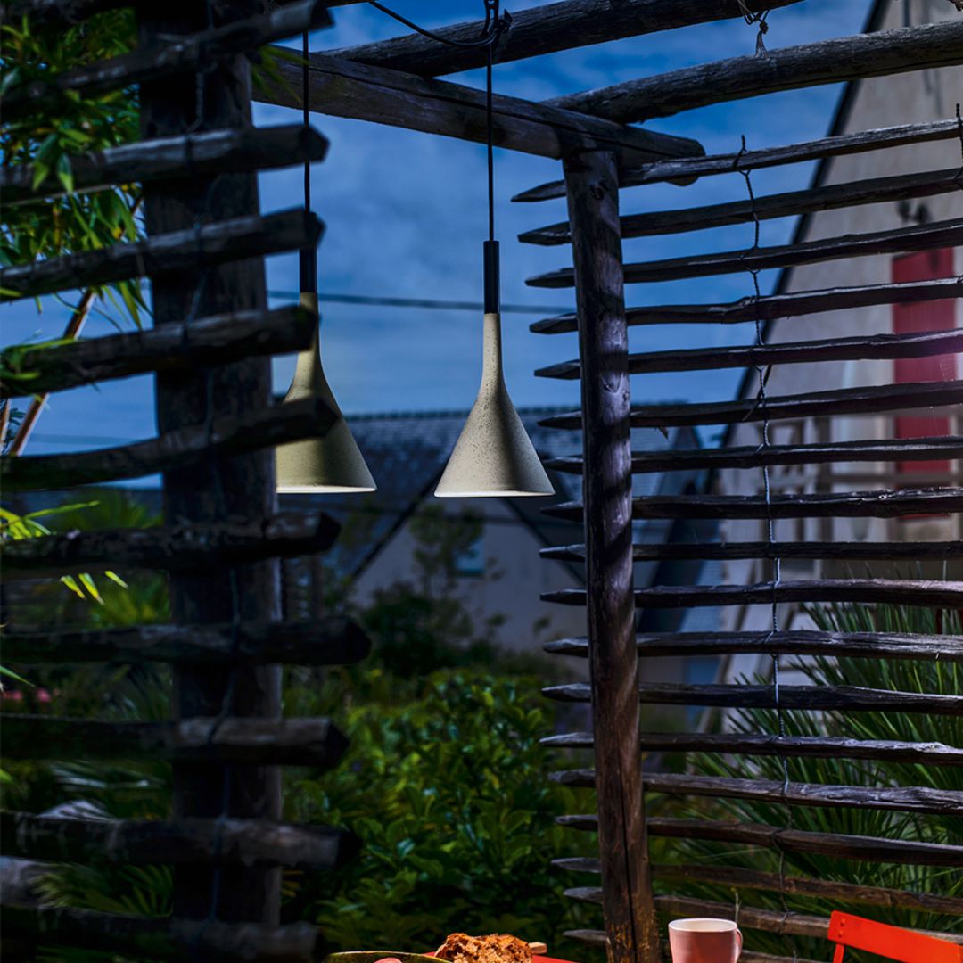 Aplomb outdoor